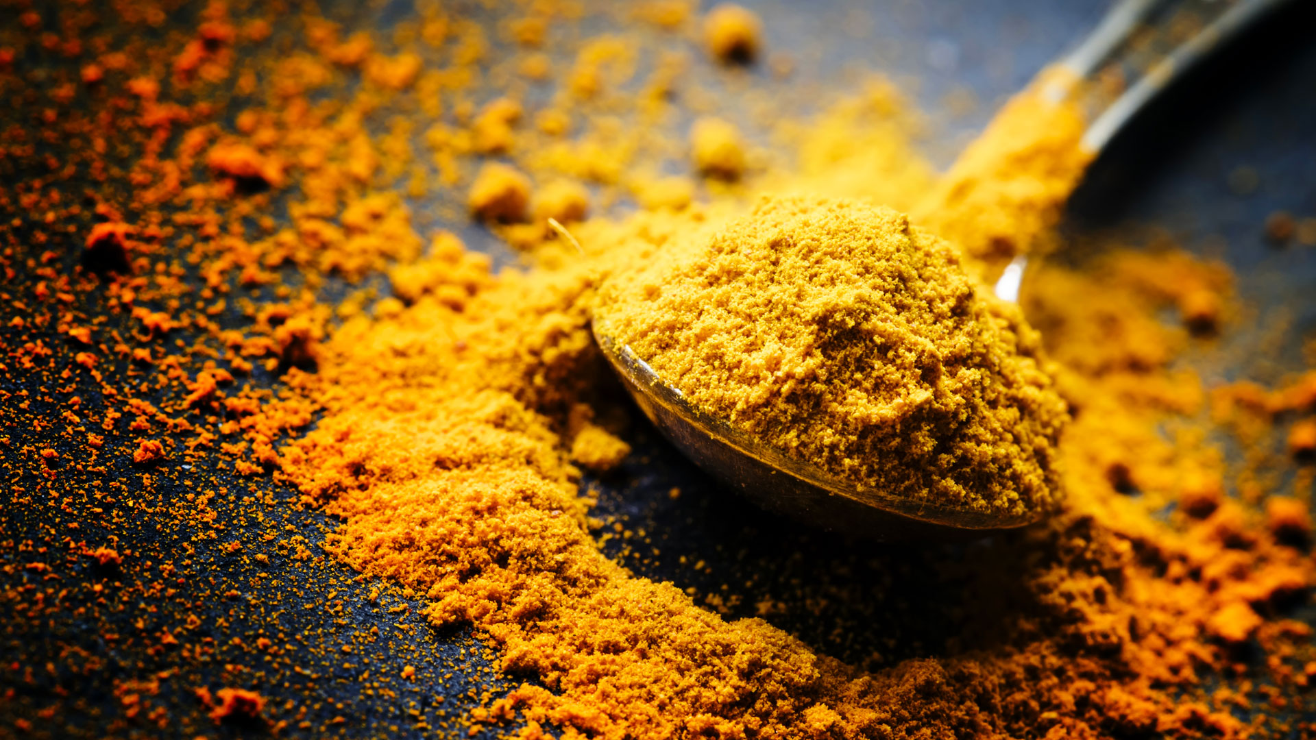 Curcuma, tutte le proprietà e cosa dice la scienza